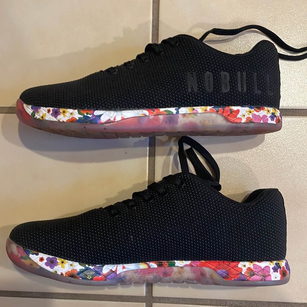 NOBULL Black Daisy Trainer Women’s 8.5